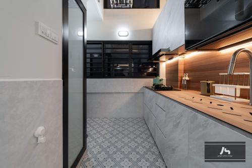 Scandinavian Kitchen at 652 Woodlands Ring Road