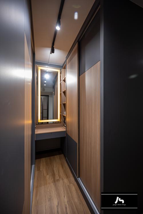 Modern Bedroom at 894 Tampines St 81