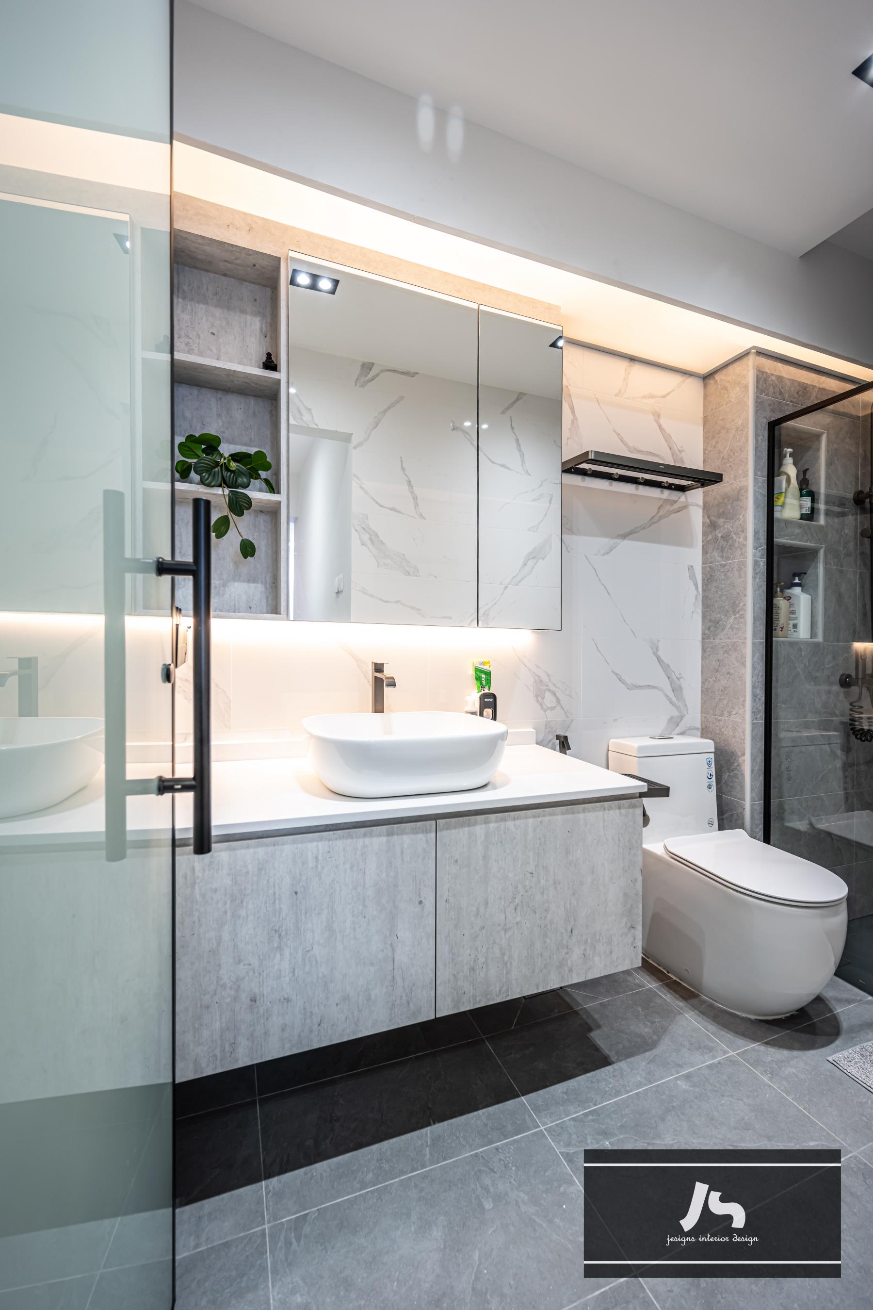 Modern Bathroom with Mirror and Shower Screen