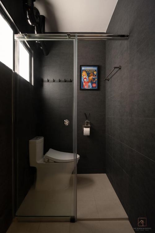 Contemporary Bathroom at 504 Serangoon North Avenue 4