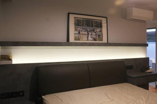 Modern Bedroom at Vertical Velocity