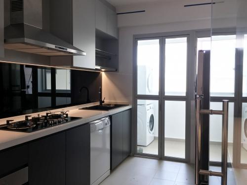 Modern Kitchen at Vertical Velocity