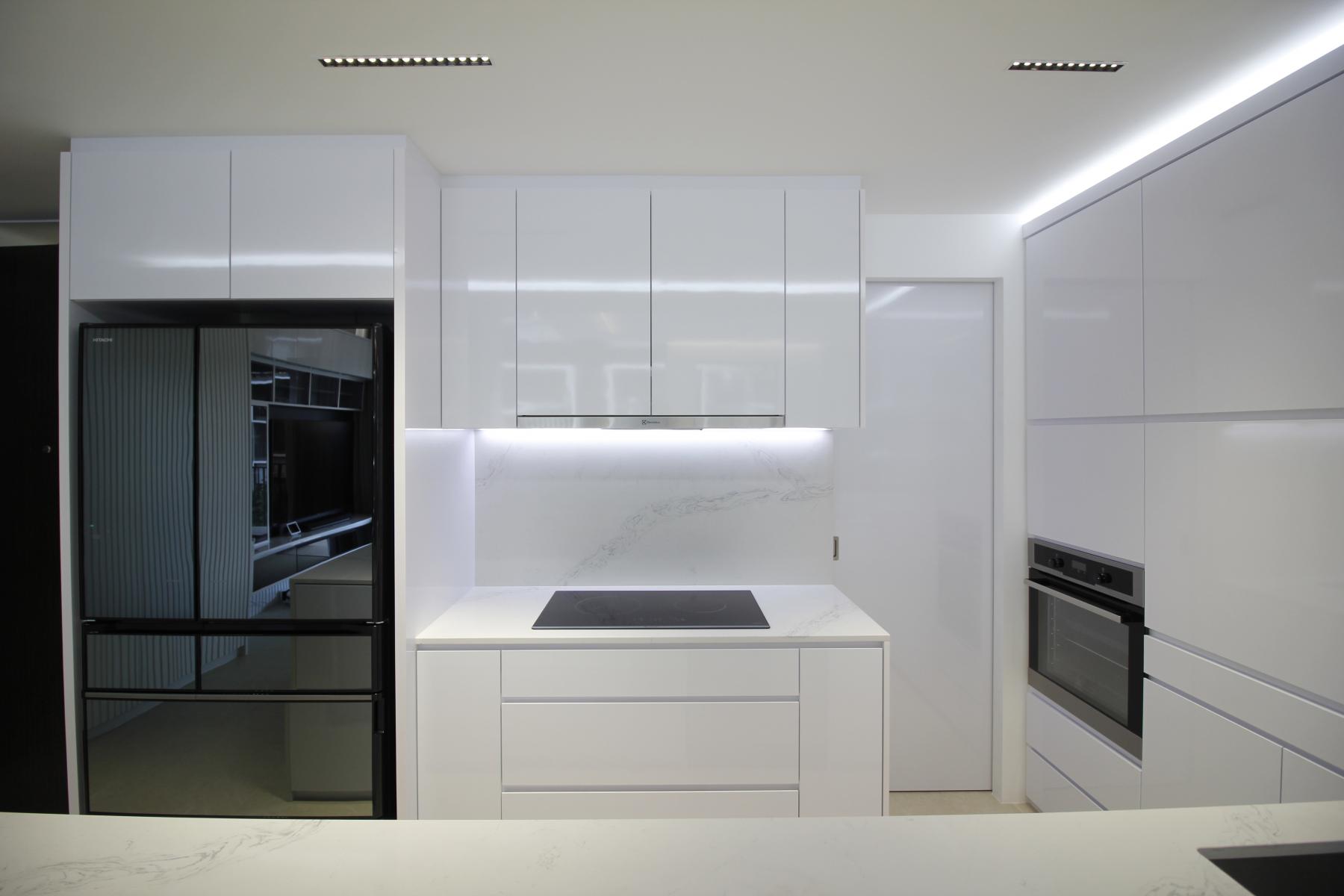 Modern Kitchen with Kitchen Island and Cupboard