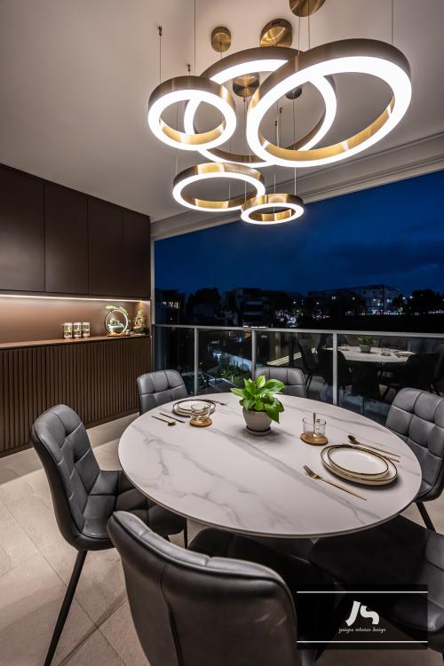 Modern Balcony at 20 Serangoon