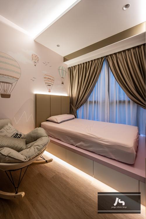 Modern Bedroom at 20 Serangoon