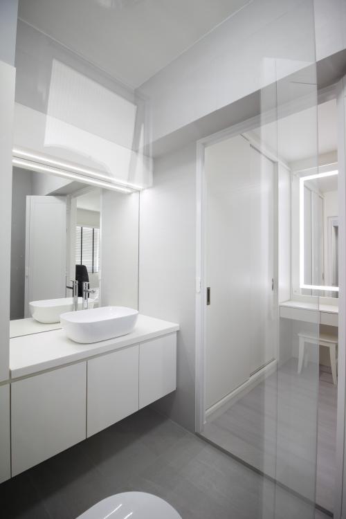 Contemporary Bathroom at White Minimalist