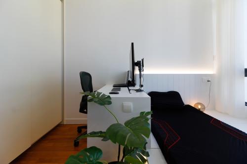 Modern Bedroom at Modern Contemporary