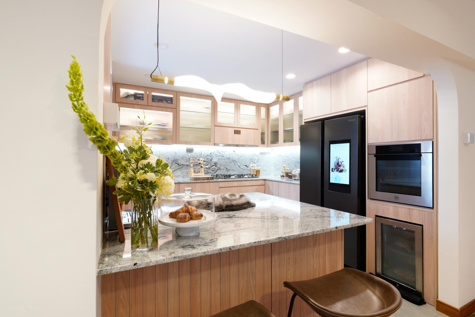 Scandinavian Kitchen with Kitchen Island and Open Kitchen