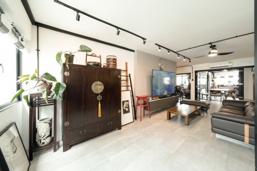 Industrial Living Room at Antique Hermitage