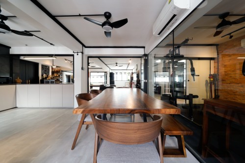 Industrial Dining Room at Antique Hermitage