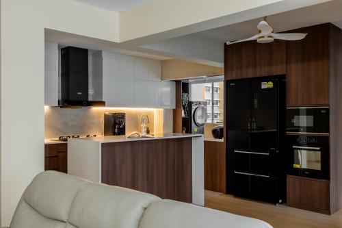 Contemporary Kitchen at Upper Jurong Road
