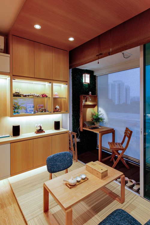 Asian Living Room at Elegance in Tranquility