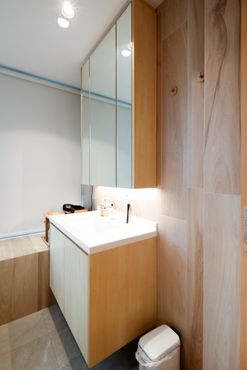 Asian Bathroom at Elegance in Tranquility