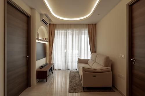 Modern Living Room at 93 Hougang Ave 2