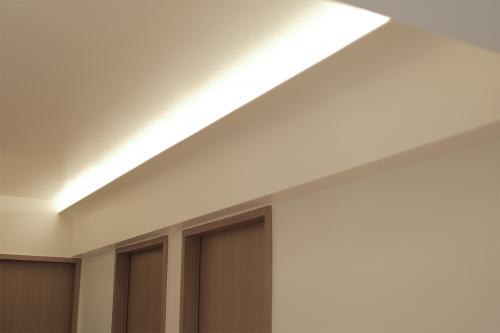 Contemporary Dining Room at 129A Plantation Crescent