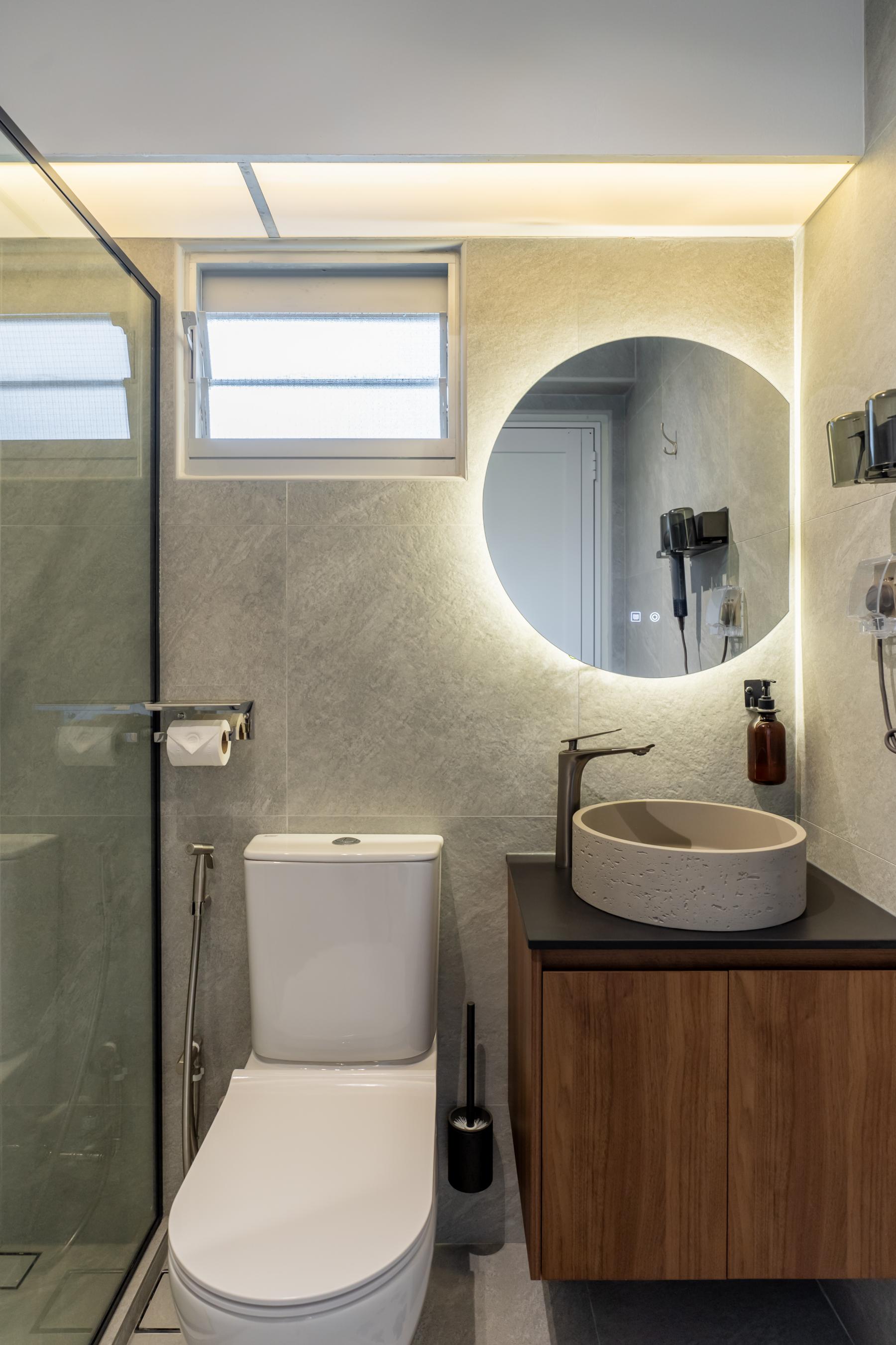 Scandinavian Bathroom with Homogeneous Tiles and Mirror