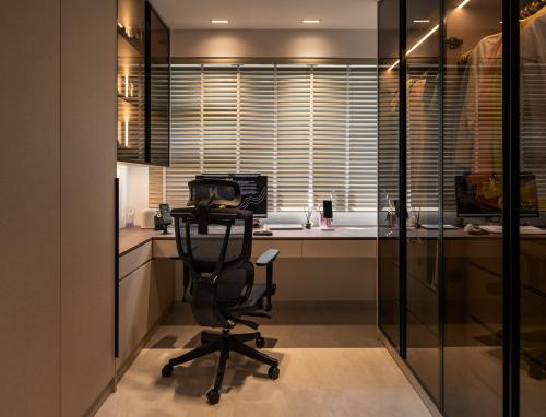 Contemporary Bedroom at 446a bukit batok