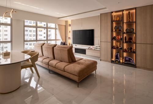 Contemporary Living Room at 446a bukit batok