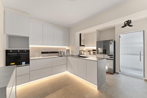 Minimalist Kitchen at Jalan Tenaga