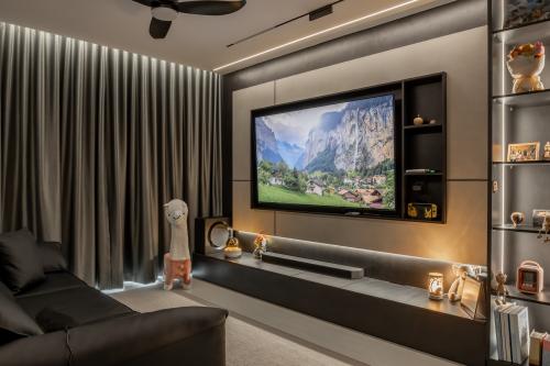 Contemporary Living Room at 677C PUNGGOL DRIVE