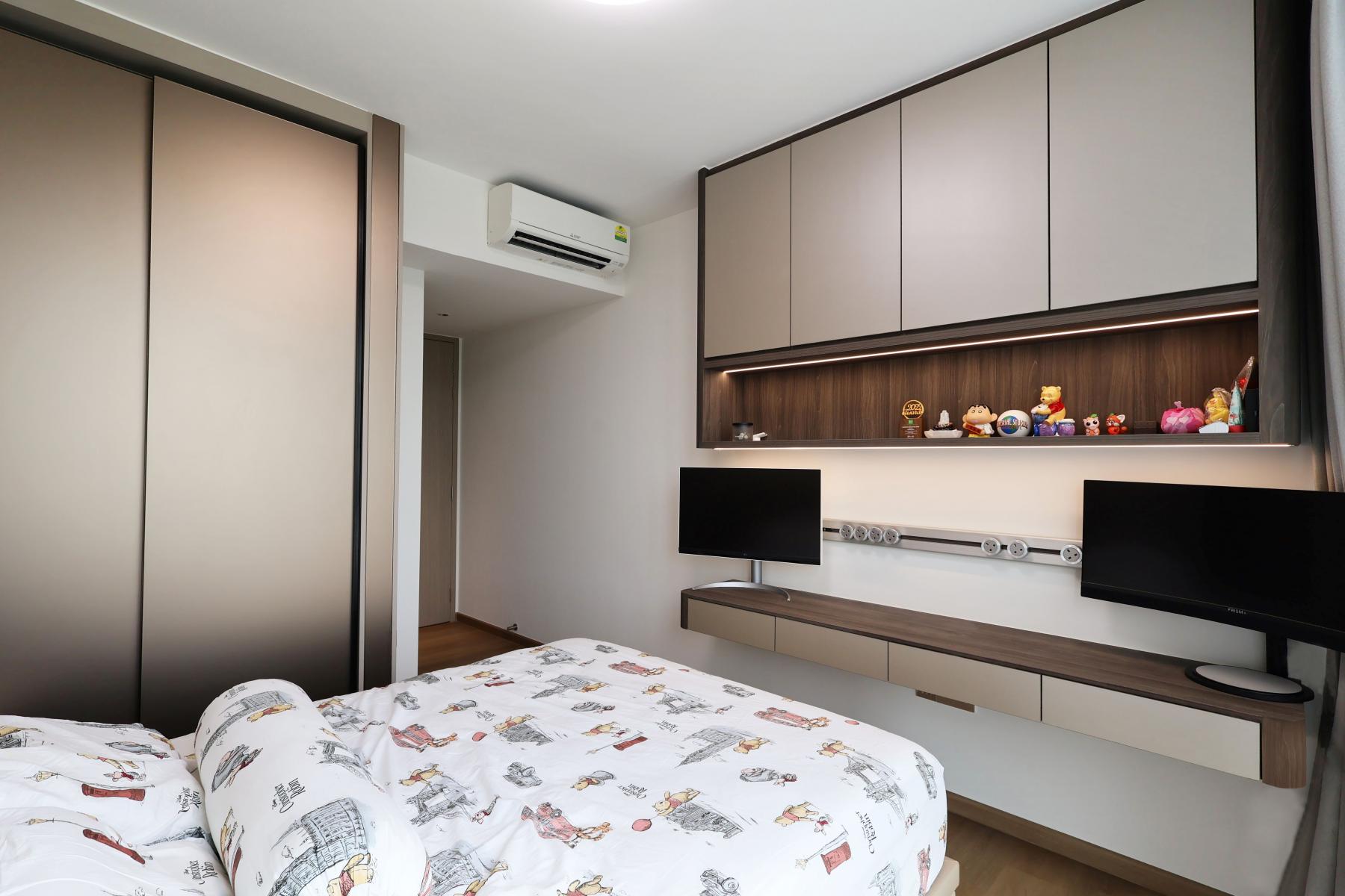 Contemporary Bedroom with Wardrobe and Sliding Wardrobe