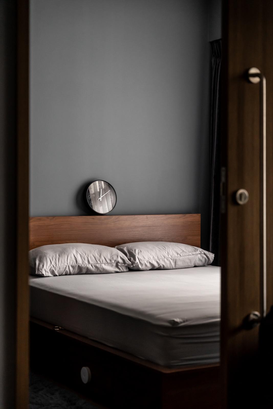 Industrial Bedroom with Curtain and Queen Bed