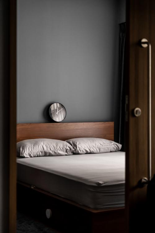 Industrial Bedroom at 438B Northshore Drive