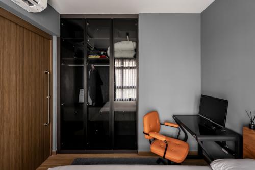 Industrial Bedroom at 438B Northshore Drive