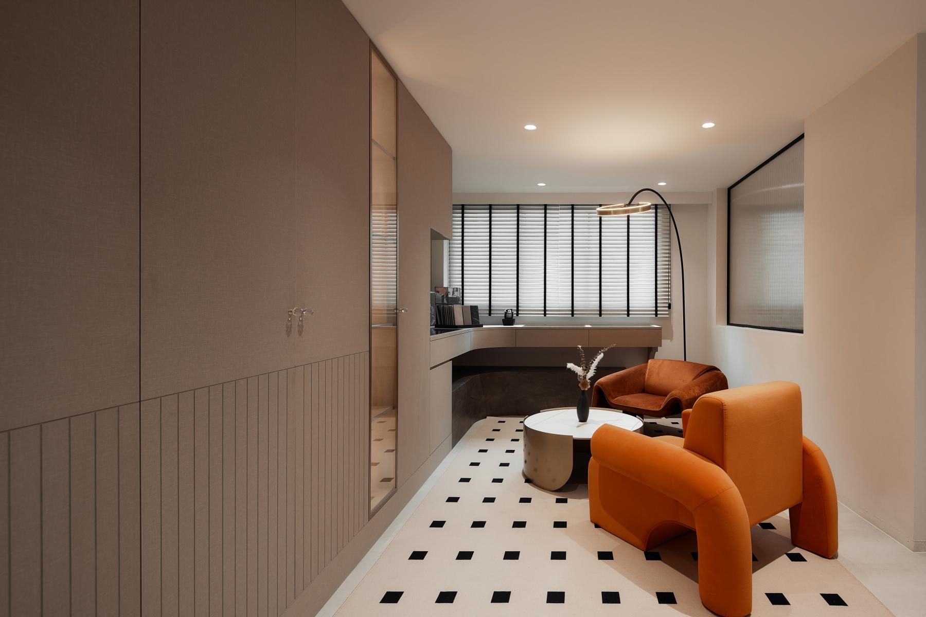 Modern Living Room with Coffee Table and Lighting