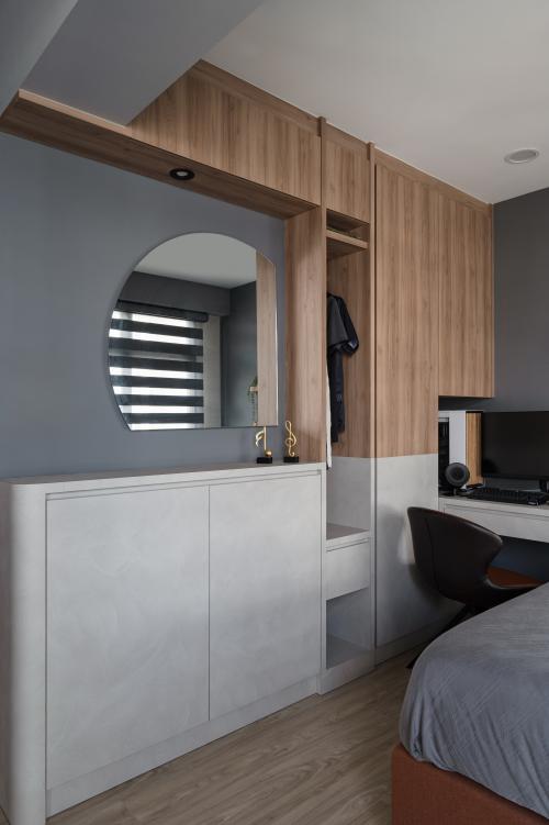 Modern Bedroom at Rivervale Shores