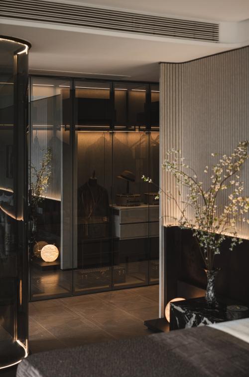 Contemporary Walk-in Wardrobe at Scotts Square