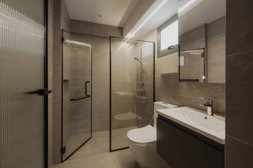Modern Bathroom at seng kang