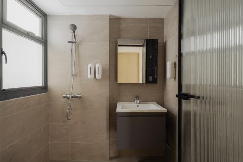 Modern Bathroom at seng kang