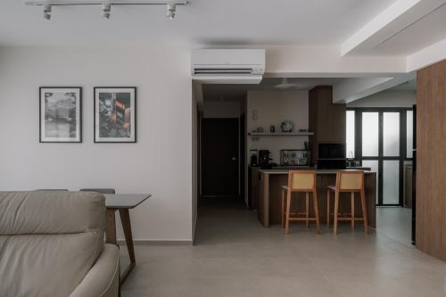 Modern Dining Room at northshore drive