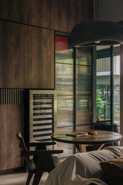 Industrial Dining Room at 503 Bedok Reservoir