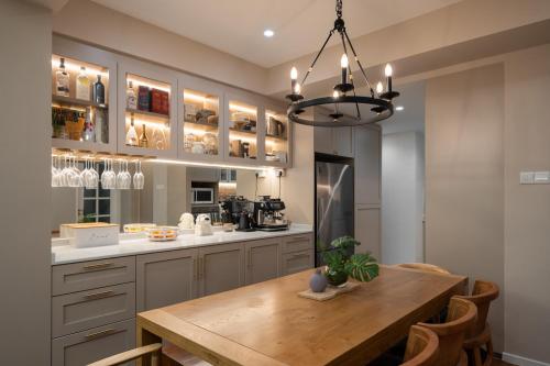 Contemporary Dining Room at 128 Hillview