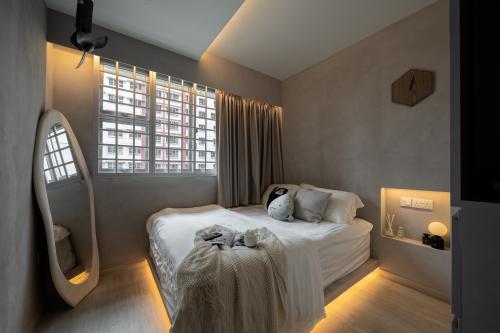 Minimalist Bedroom at 987B Buangkok Green