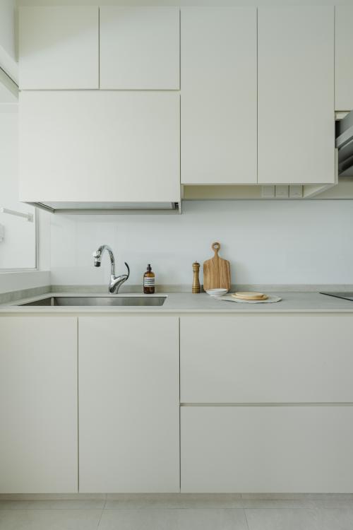 Scandinavian Kitchen at 241 Tampines St 21