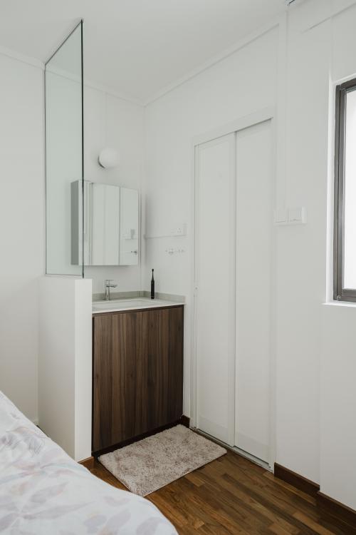 Scandinavian Bedroom at 241 Tampines St 21