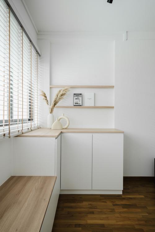 Scandinavian Entryway at 241 Tampines St 21