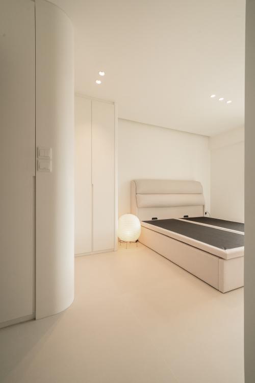 Minimalist Bedroom at Tampines Green Gem