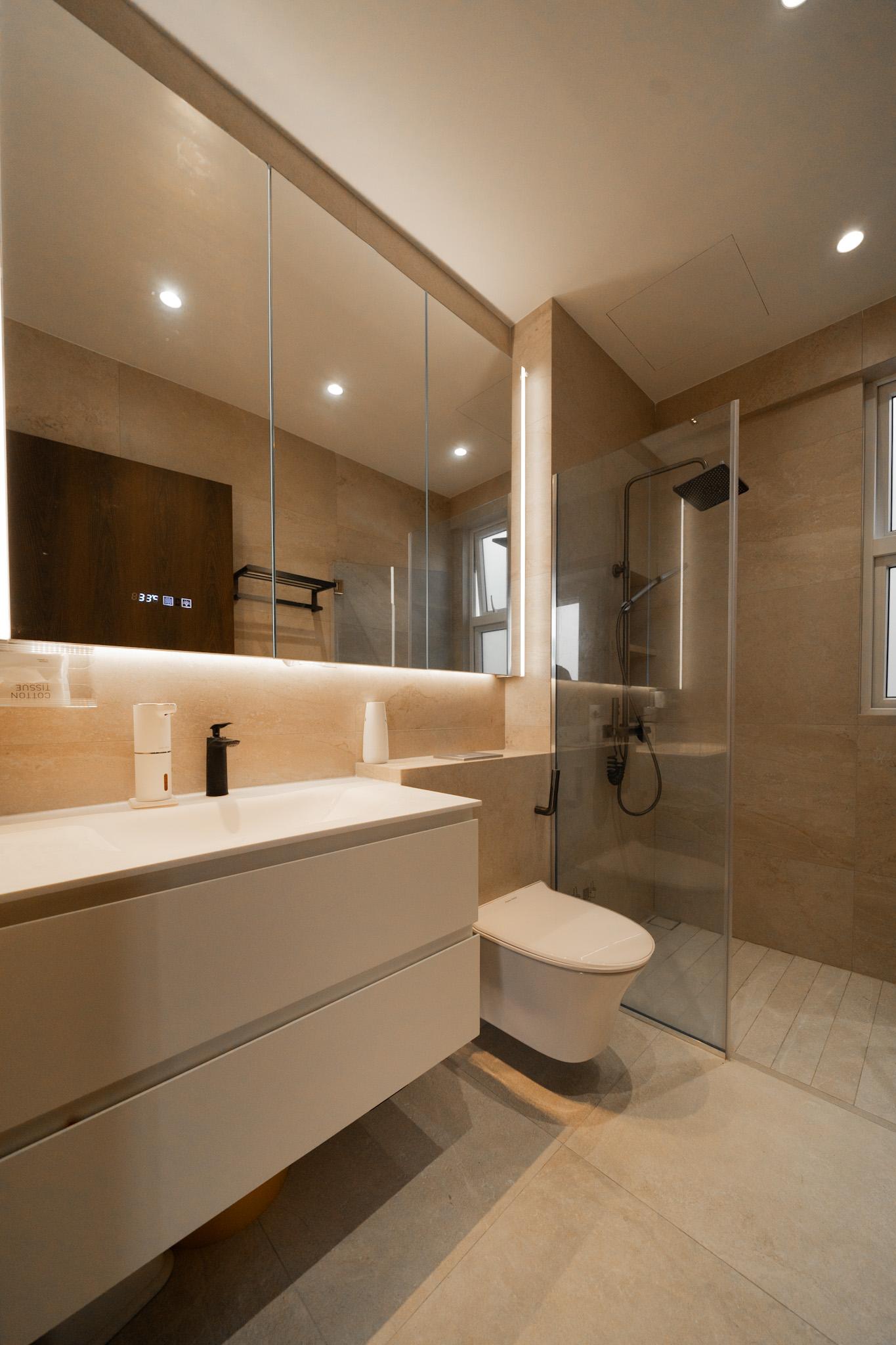 Modern Bathroom with Mirror and Bathroom Mirrors