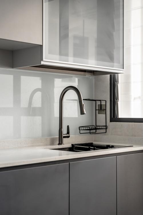 Contemporary Kitchen at Seng Kang
