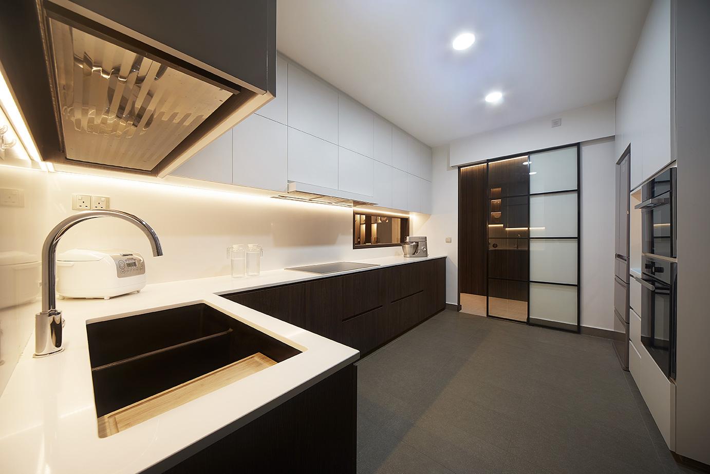 Modern Kitchen with Countertop and Downlights