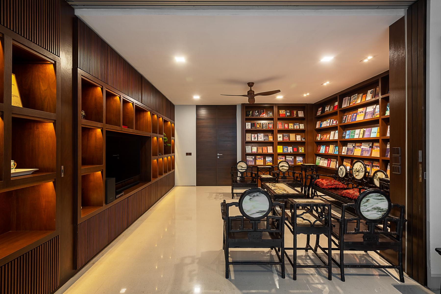 Contemporary Basement with Bookshelf and Vinyl Flooring