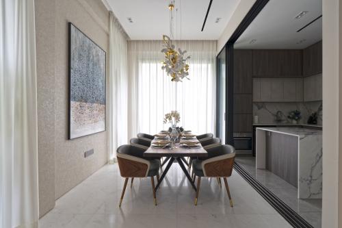 Modern Bedroom at Chancery