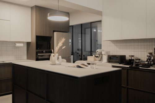 Modern Kitchen at Tampines Greenfoliage