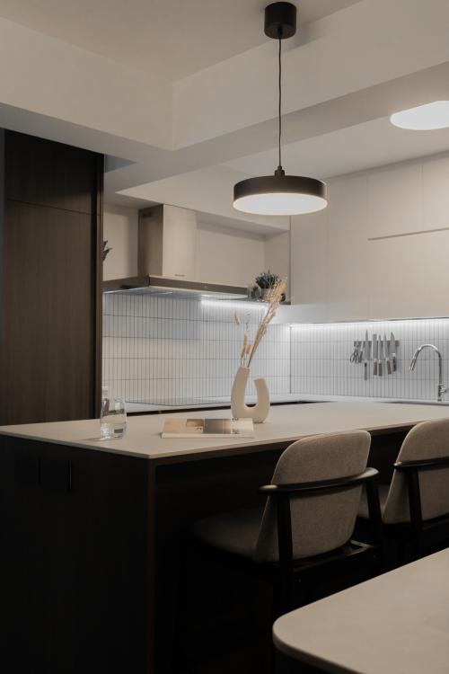 Modern Dining Room at Tampines Greenfoliage