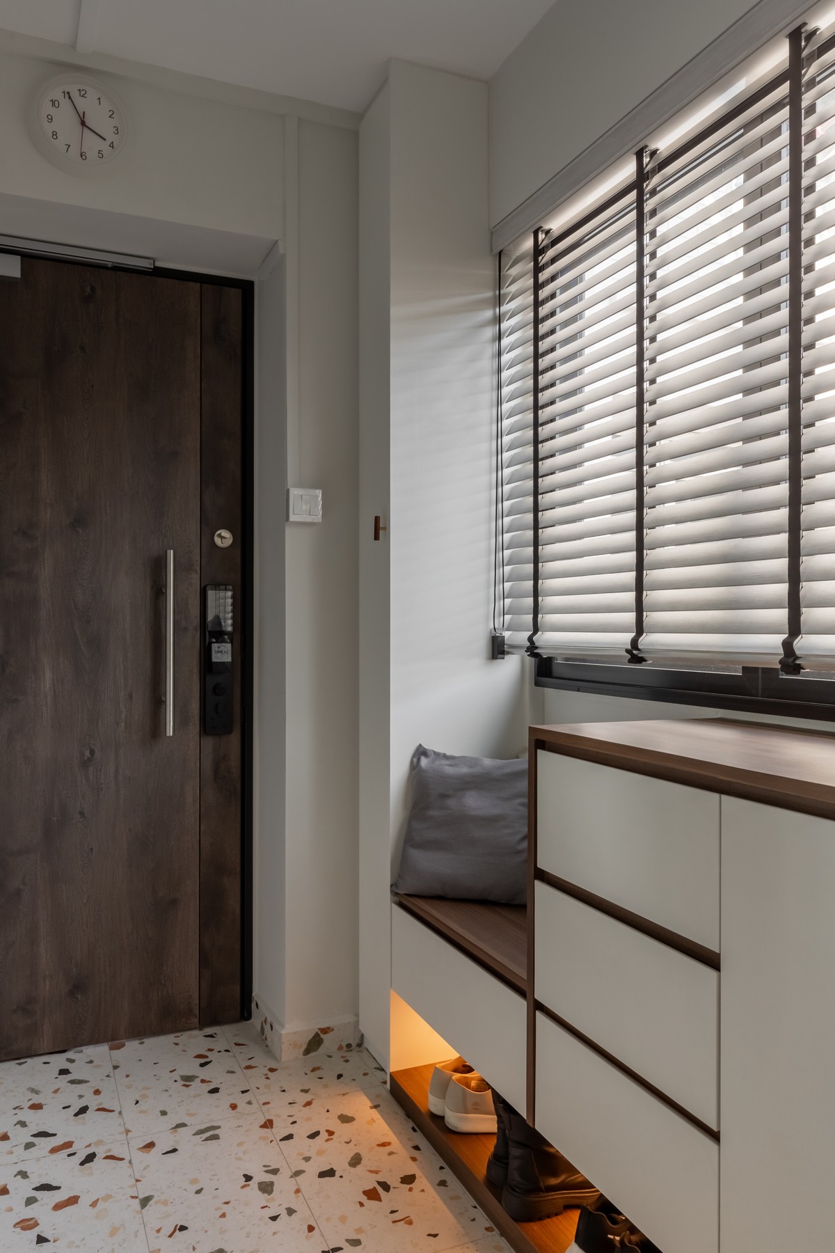 Modern Entryway with Seating Bench and Shoe Rack