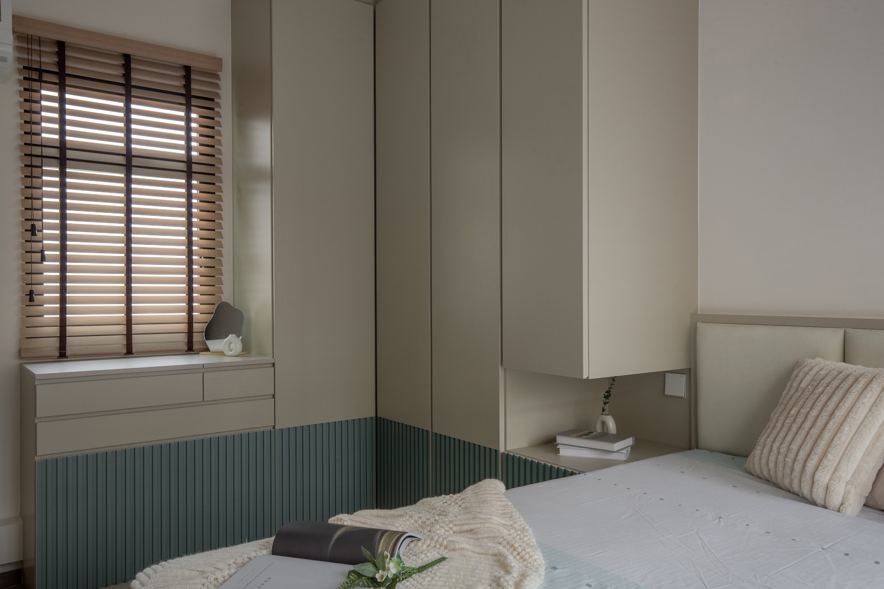 Contemporary Bedroom with Wardrobe and Built-in Bed